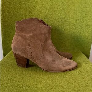 Isabel Marant Dicker Suede Ankle Boots in Tan size 9